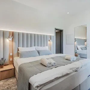 Bright: Aicherpark Rosenheim